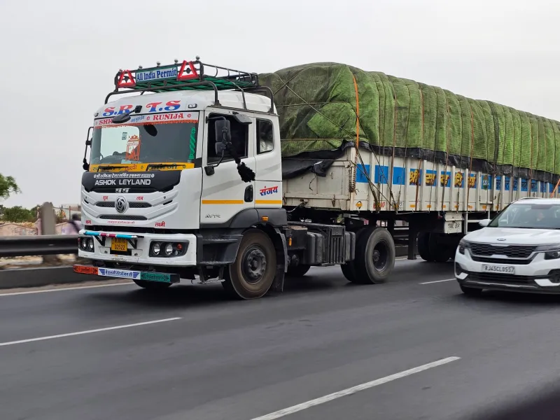 Beyond the Pallet: The Specialized Shipments That Keep American Industry Running